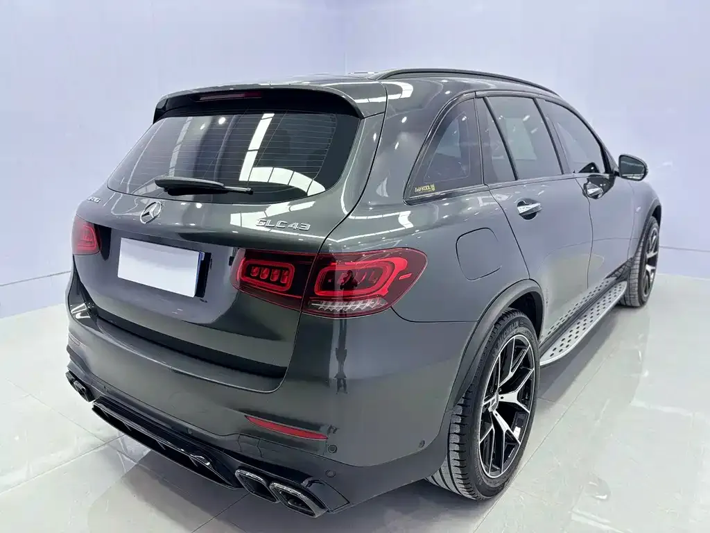 Mercedes-Benz GLC AMG — фото 5