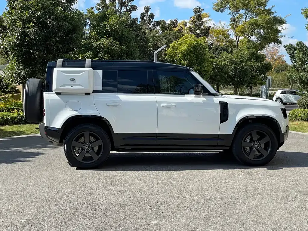 Land Rover Defender — фото 4