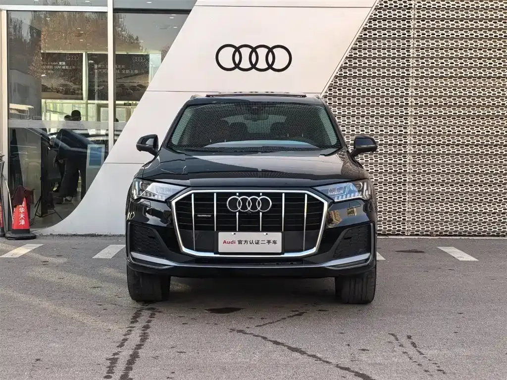 Audi Q7 — фото 2