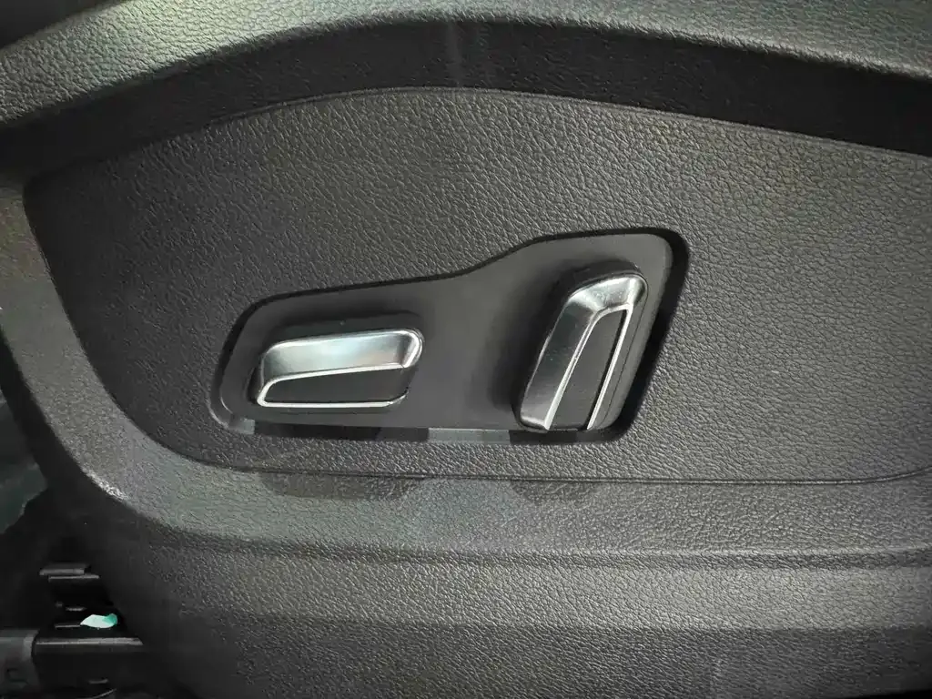 Chery Tiggo 8 PRO NEV — фото 6