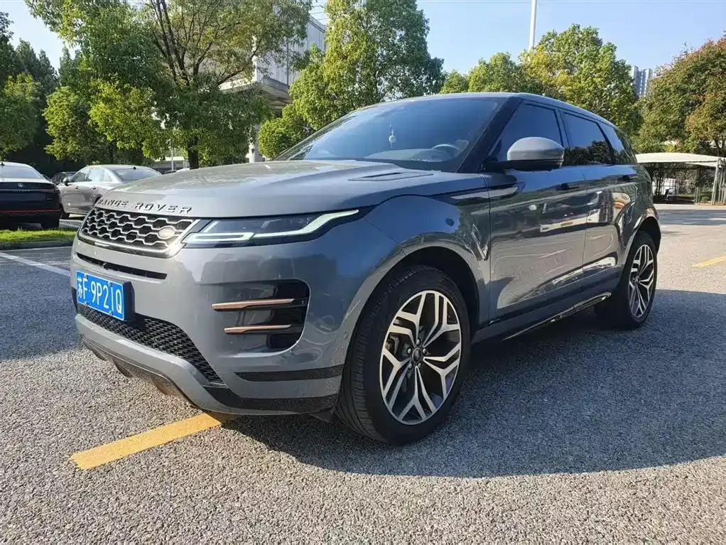 Land Rover Evoque — фото 1