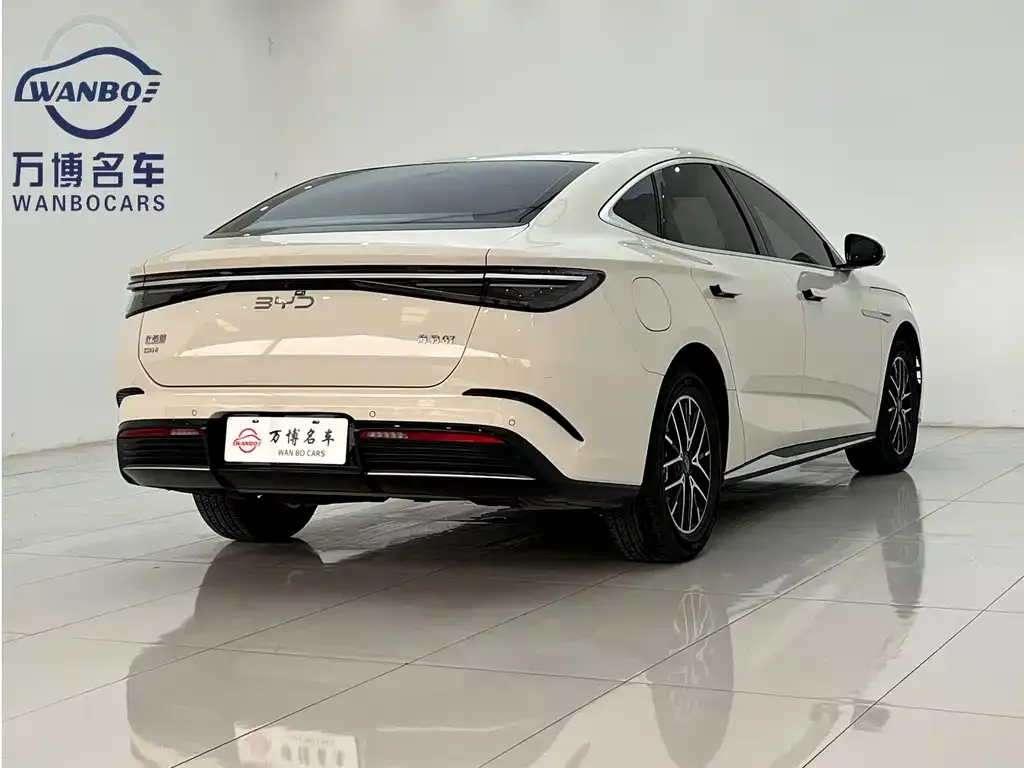 BYD Seal 07 DM-i — фото 6