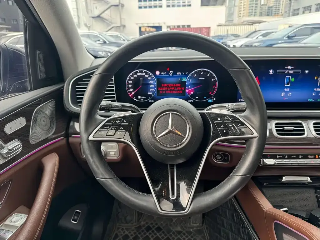 Mercedes-Benz GLE — фото 9