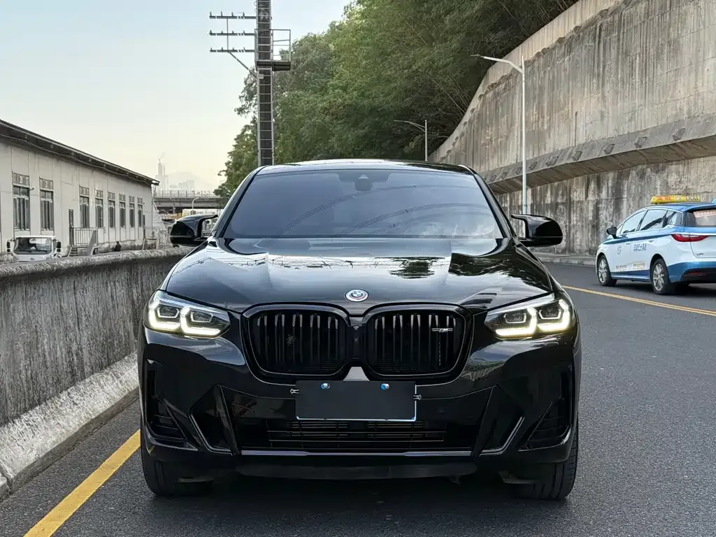 BMW X4 M40i — фото 3