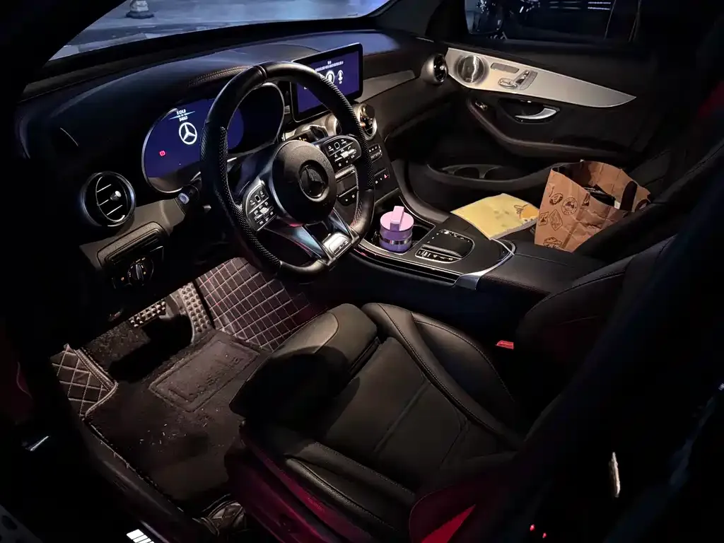 Mercedes-Benz GLC Coupe AMG — фото 10