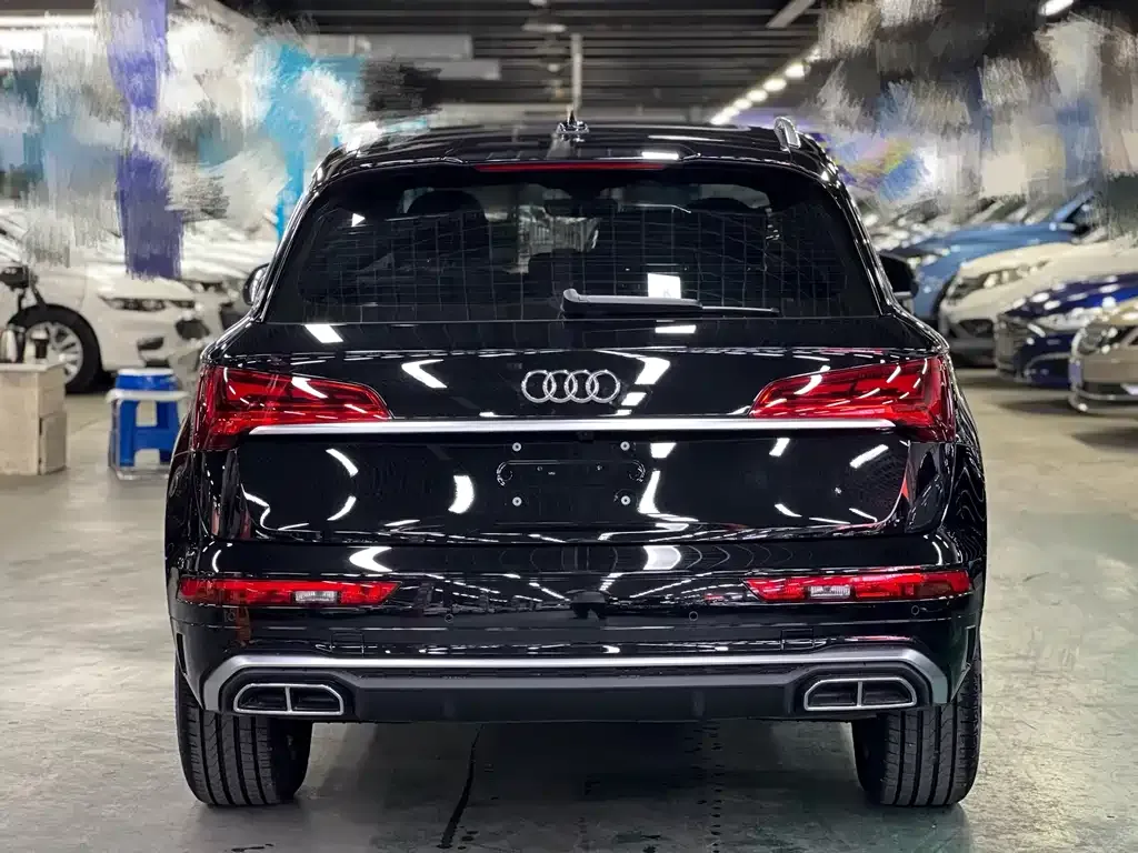 Audi Q5L — фото 4