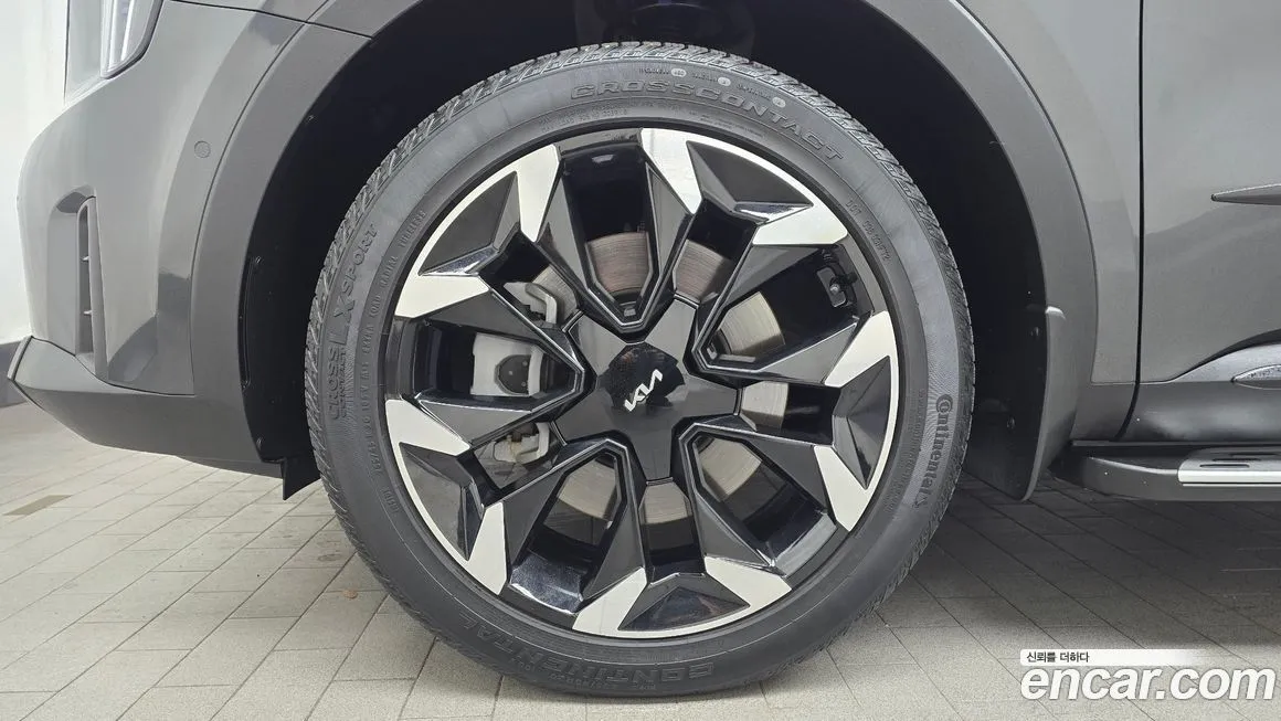 Kia Sorento — фото 5