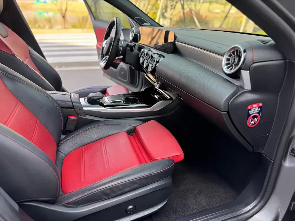Mercedes-Benz A-Class AMG — фото 6