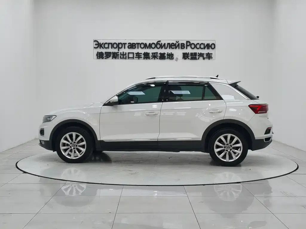Volkswagen T-Roc — фото 4