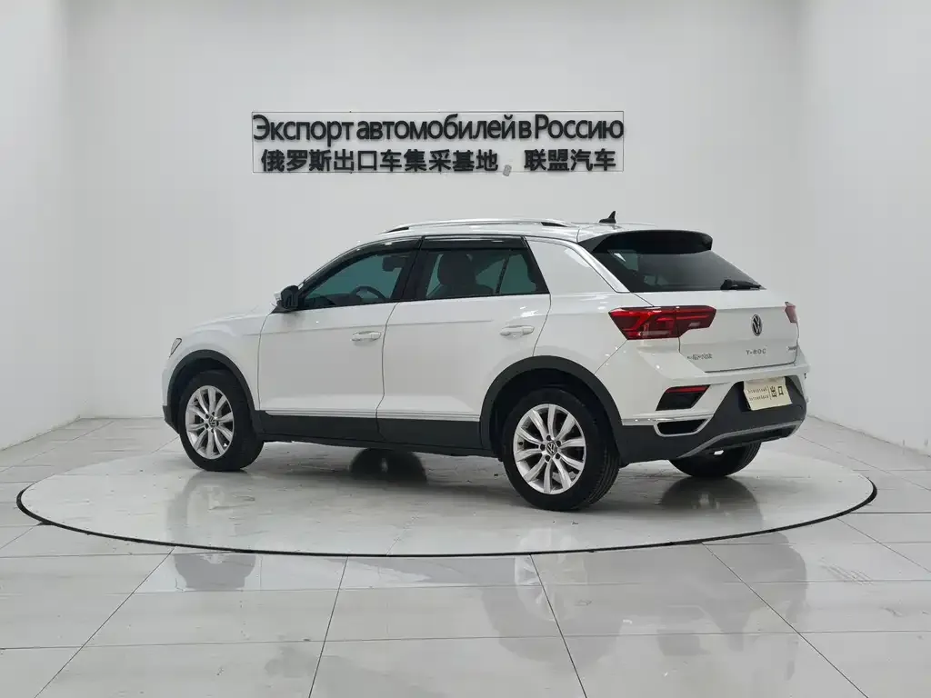 Volkswagen T-Roc — фото 5