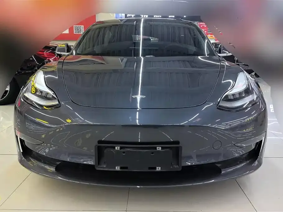 Tesla Model 3 — фото 2