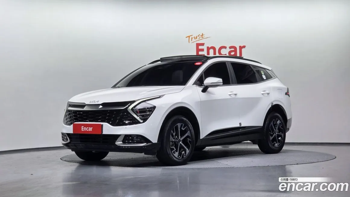 Kia Sportage — фото 1