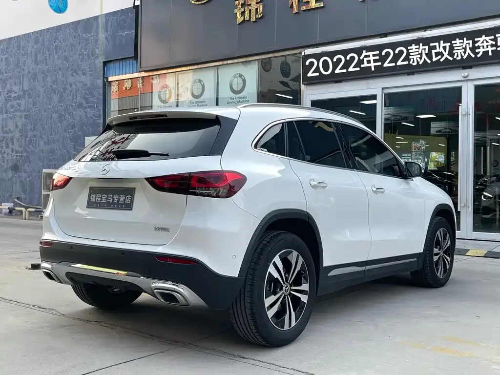 Mercedes-Benz GLA — фото 7