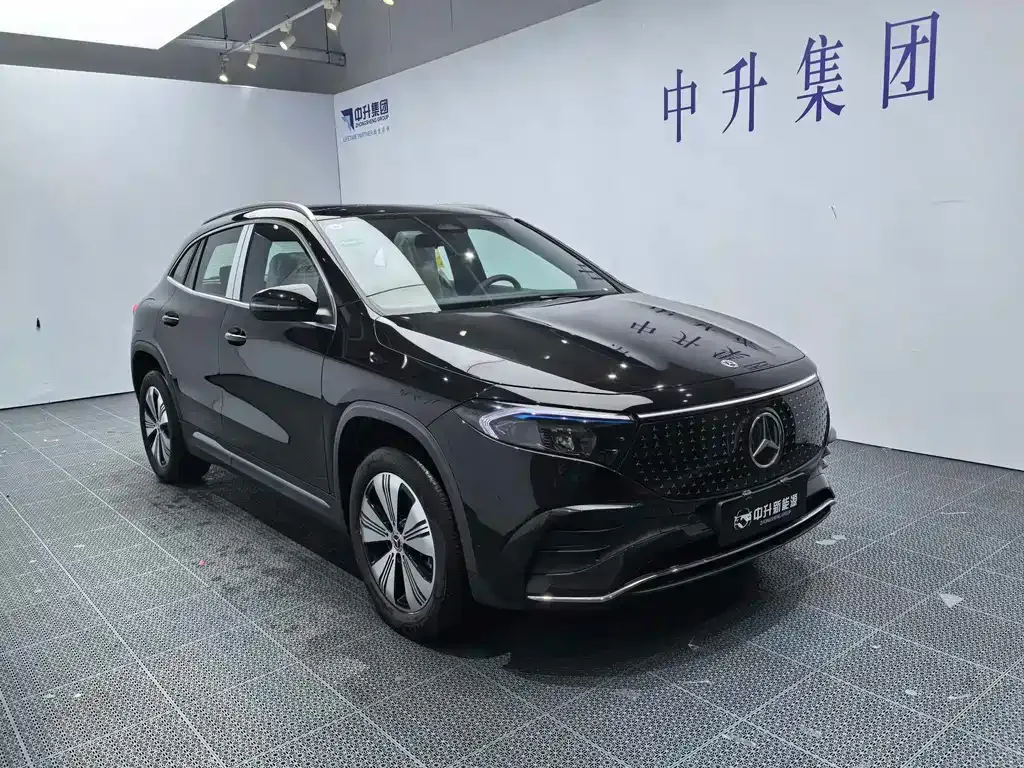 Mercedes-Benz EQA — фото 2
