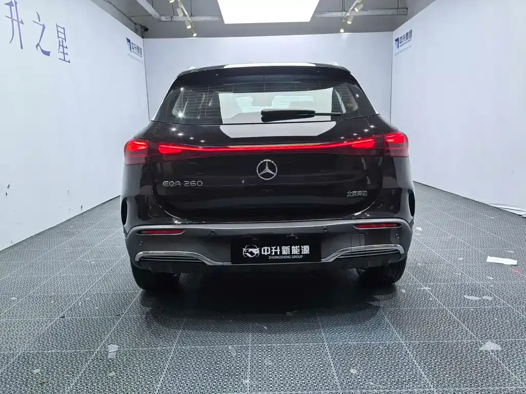 Mercedes-Benz EQA — фото 4