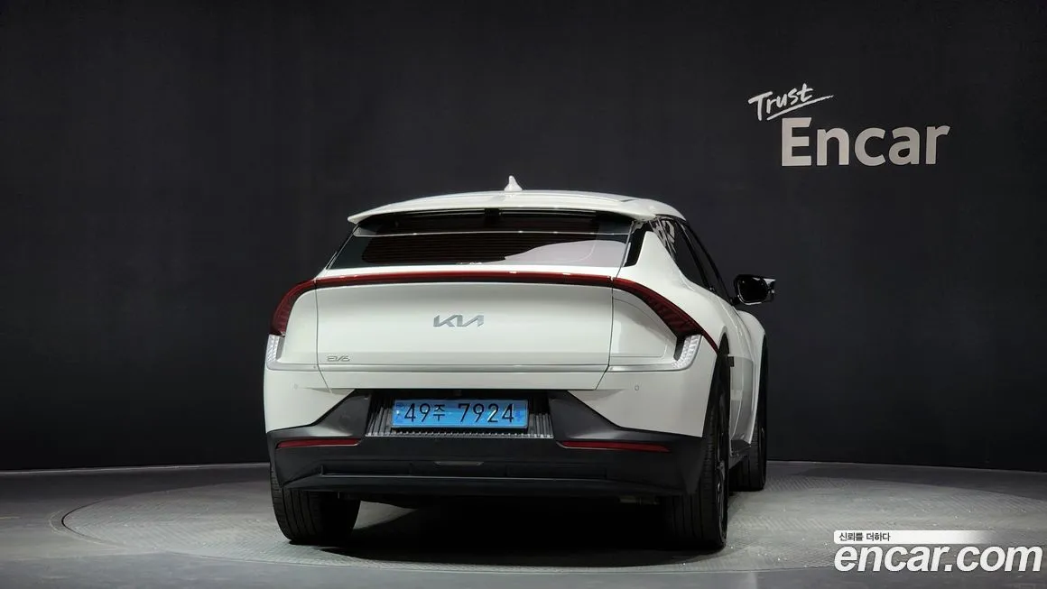 Kia EV6 — фото 4