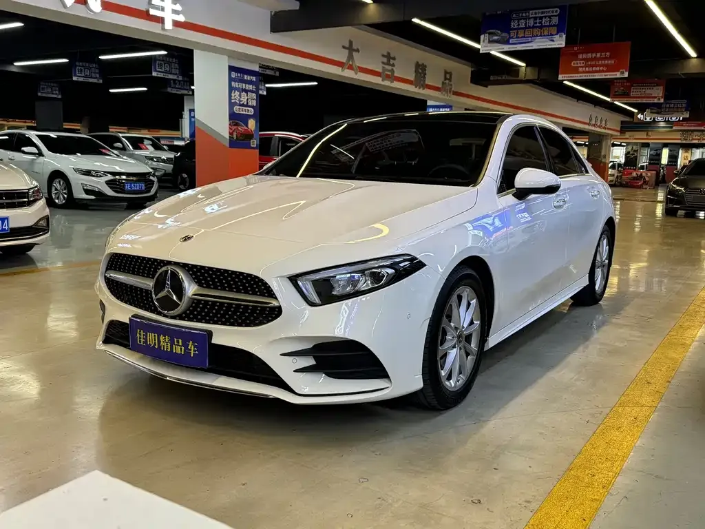 Mercedes-Benz A-Class — фото 1