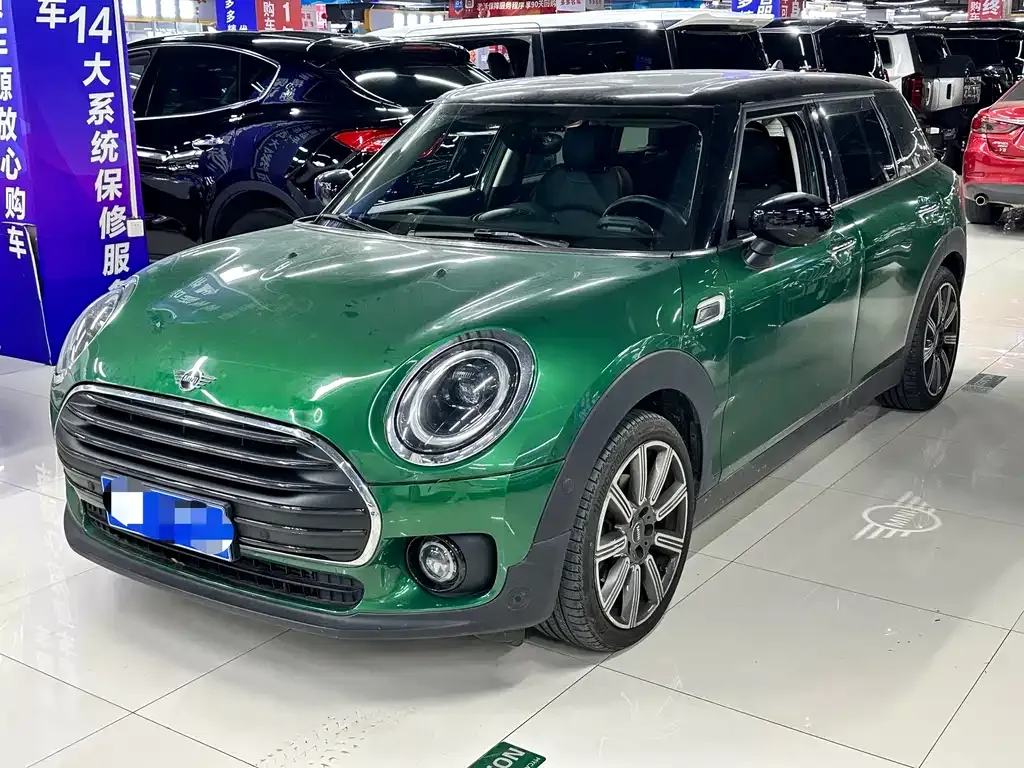 MINI Clubman — фото 1