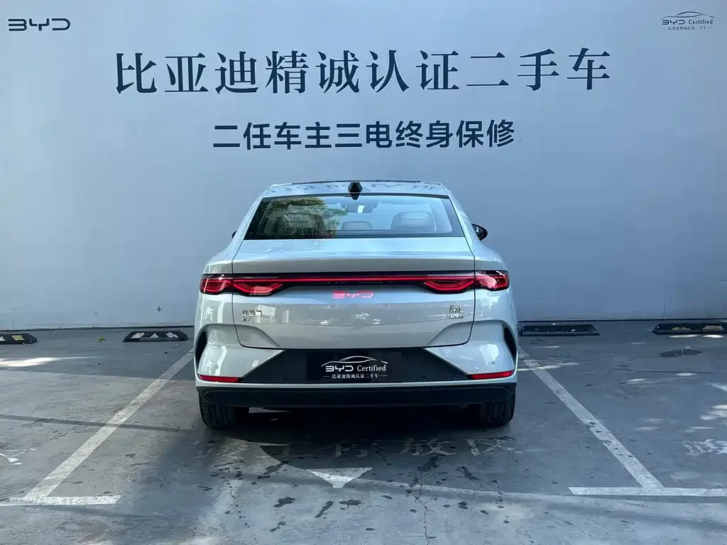 BYD Qin L — фото 4