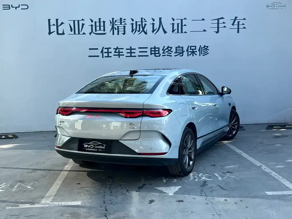 BYD Qin L — фото 5