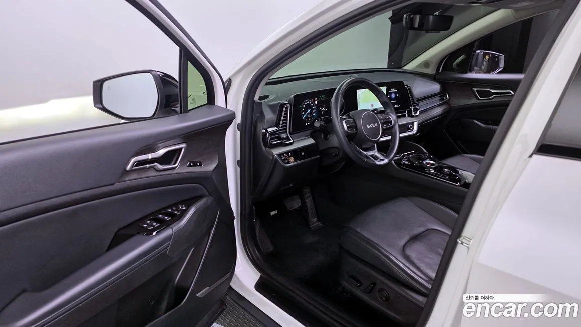 Kia Sportage — фото 10