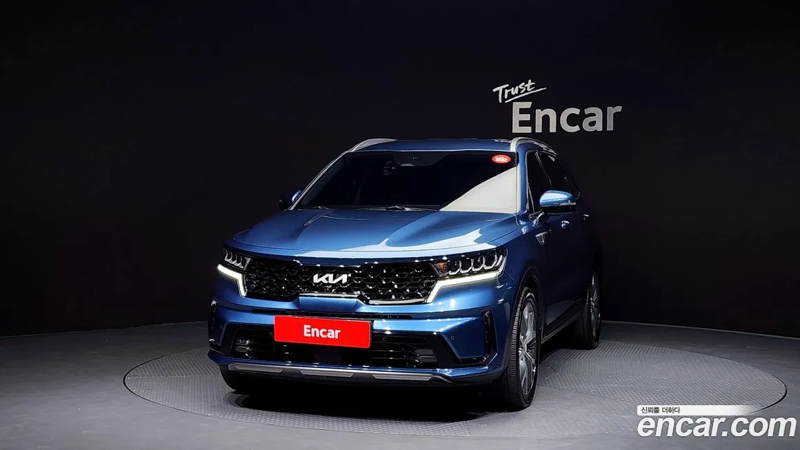 Kia Sorento — фото 3