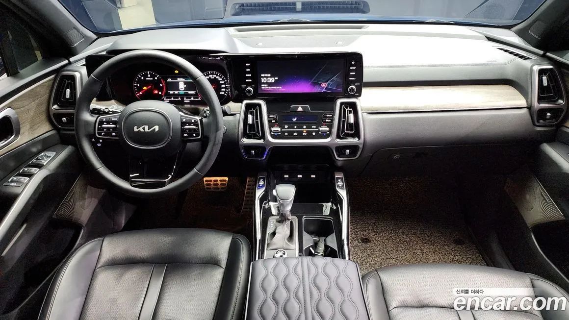 Kia Sorento — фото 7