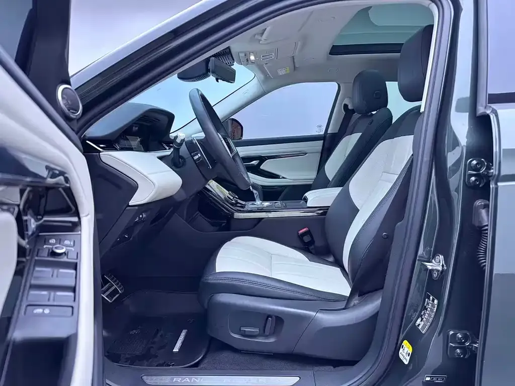 Land Rover Evoque — фото 5