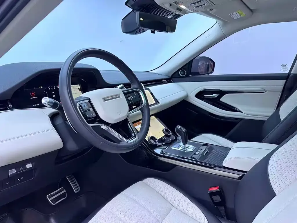 Land Rover Evoque — фото 6
