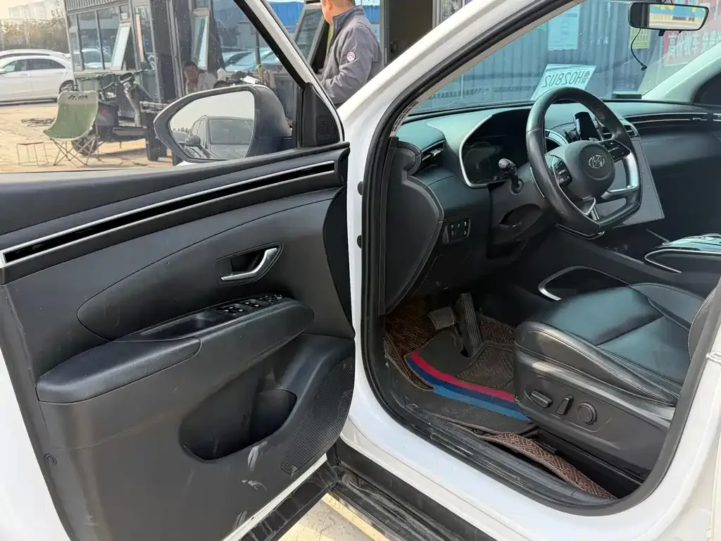 Hyundai Tucson — фото 6