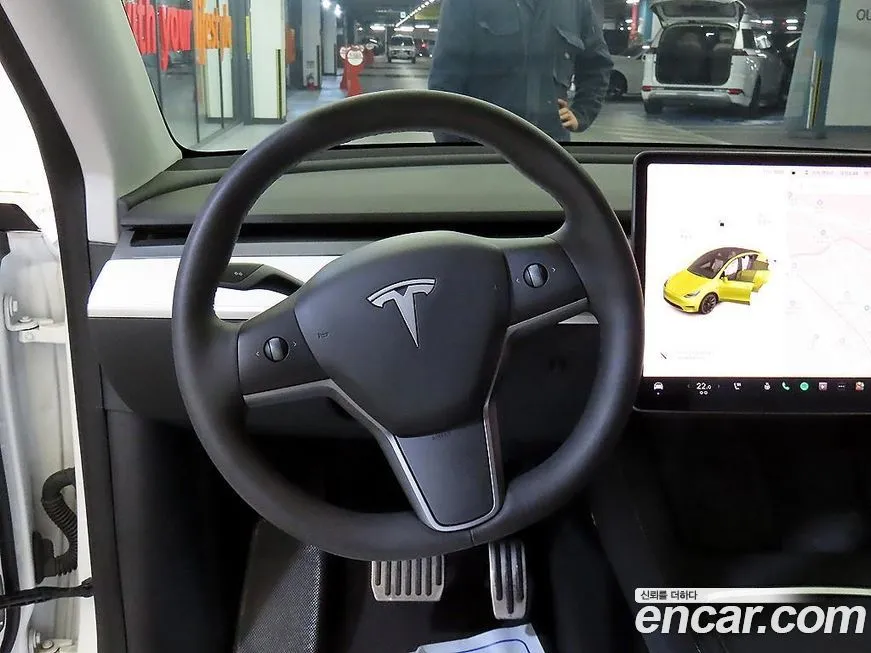 Tesla Model Y — фото 8