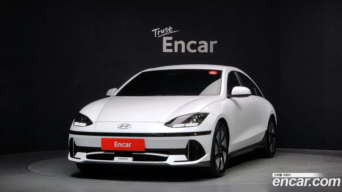 Hyundai Ioniq6 — фото 1