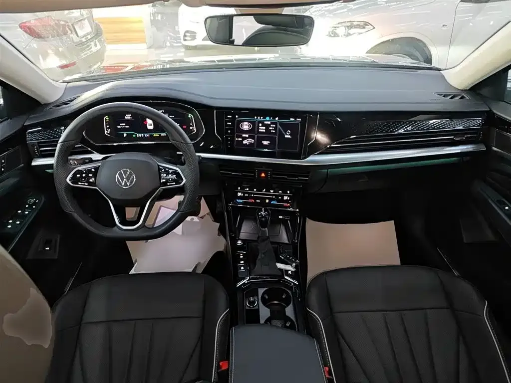 Volkswagen Passat — фото 10