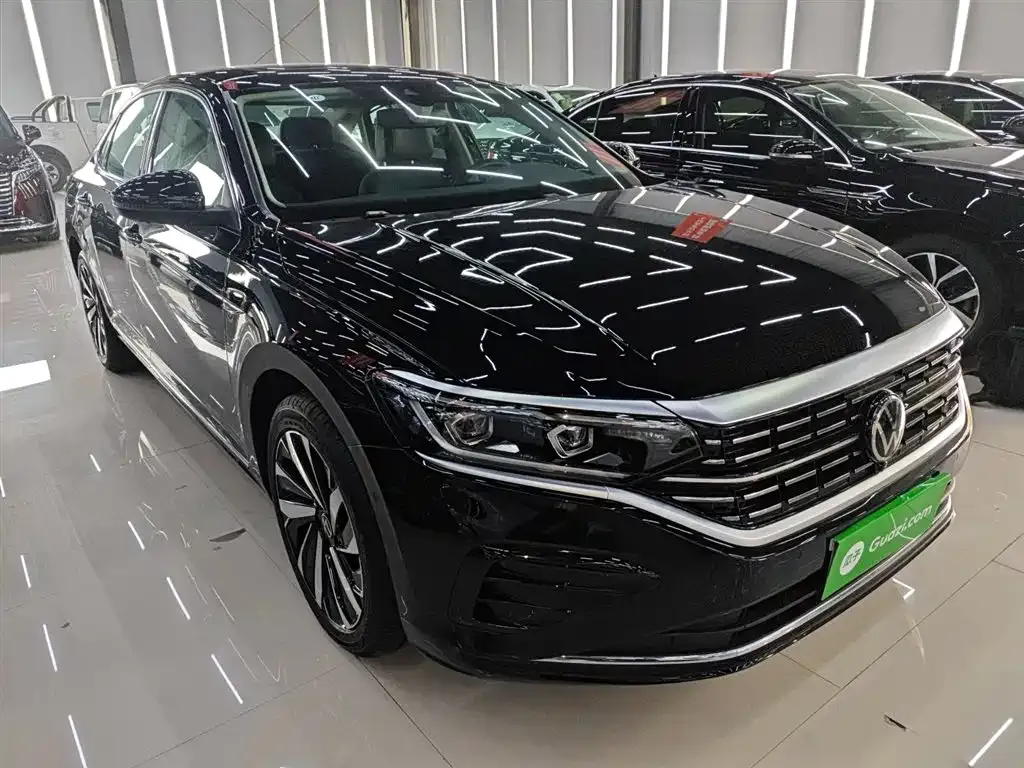 Volkswagen Passat — фото 4