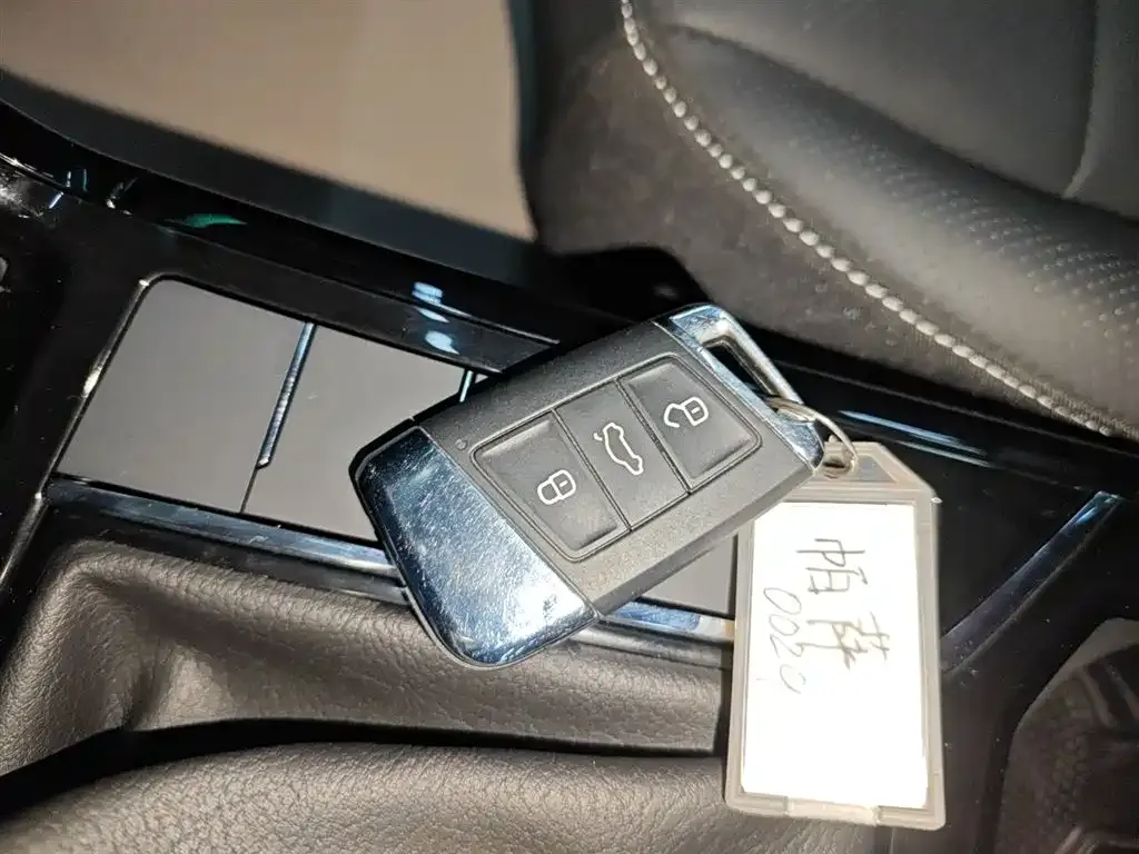Volkswagen Passat — фото 9