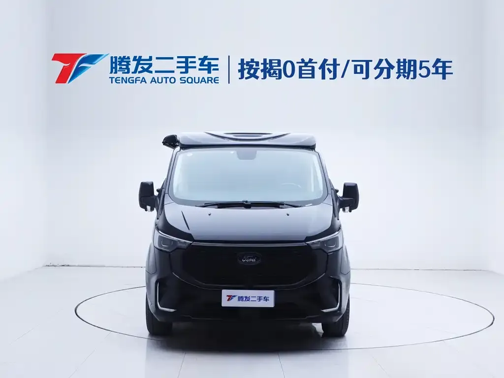 Ford Tourneo — фото 2