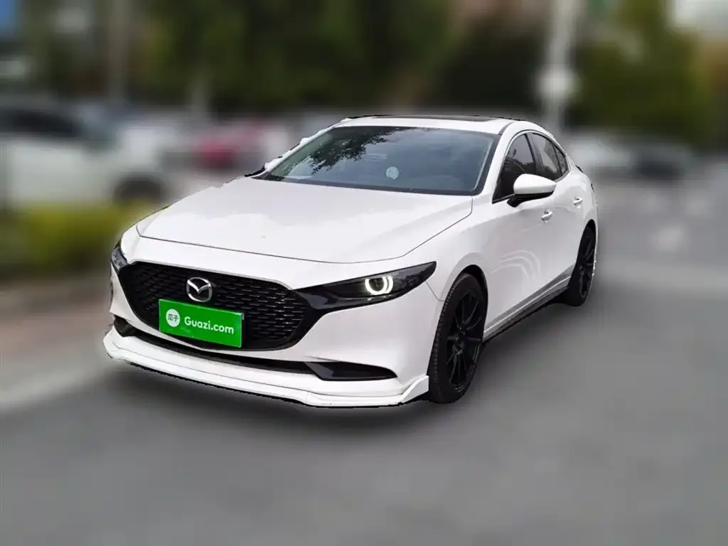 Mazda 3 Axela — фото 1