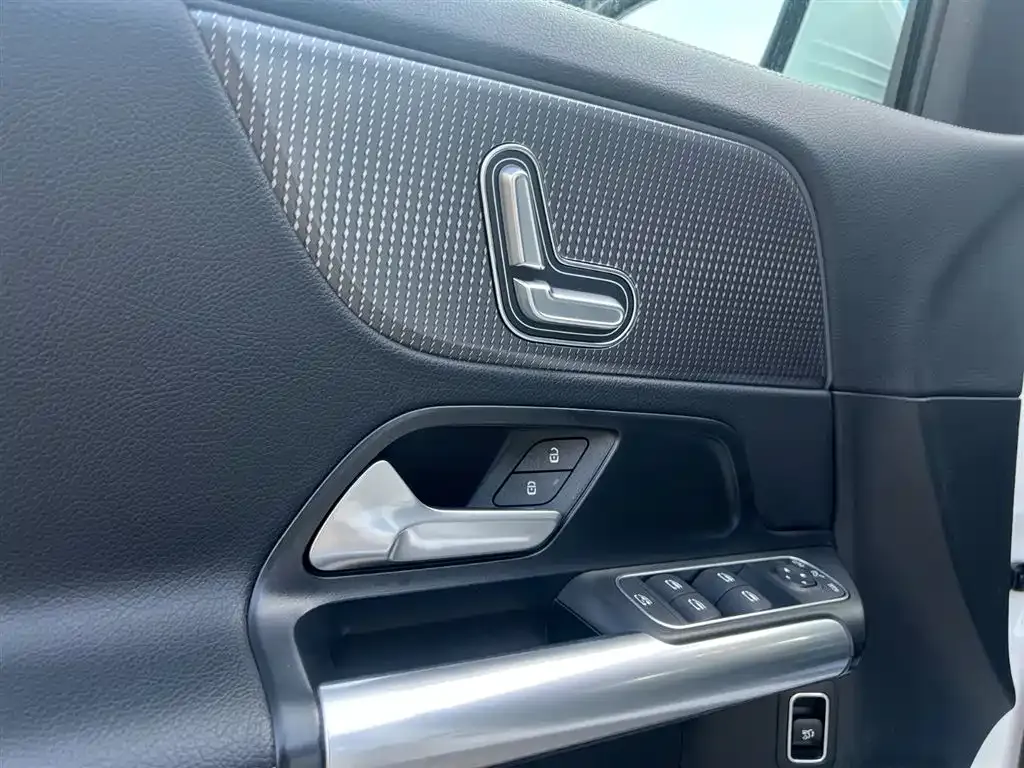 Mercedes-Benz GLA — фото 4