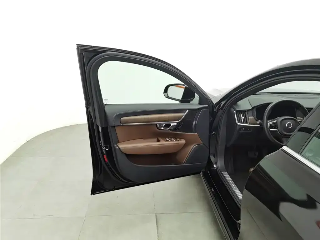 Volvo S90 — фото 8