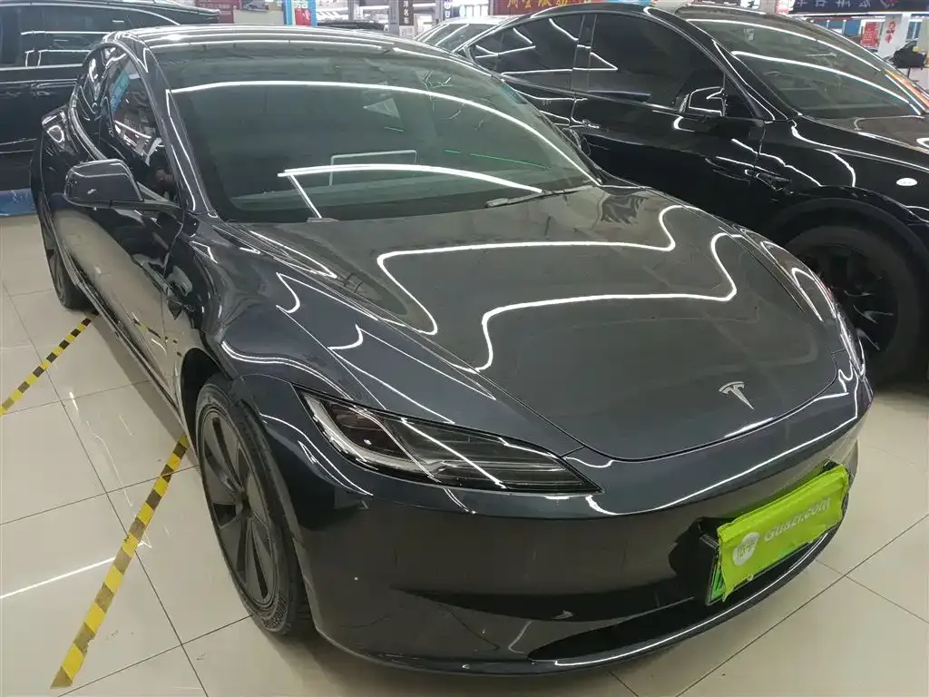 Tesla Model 3 — фото 4