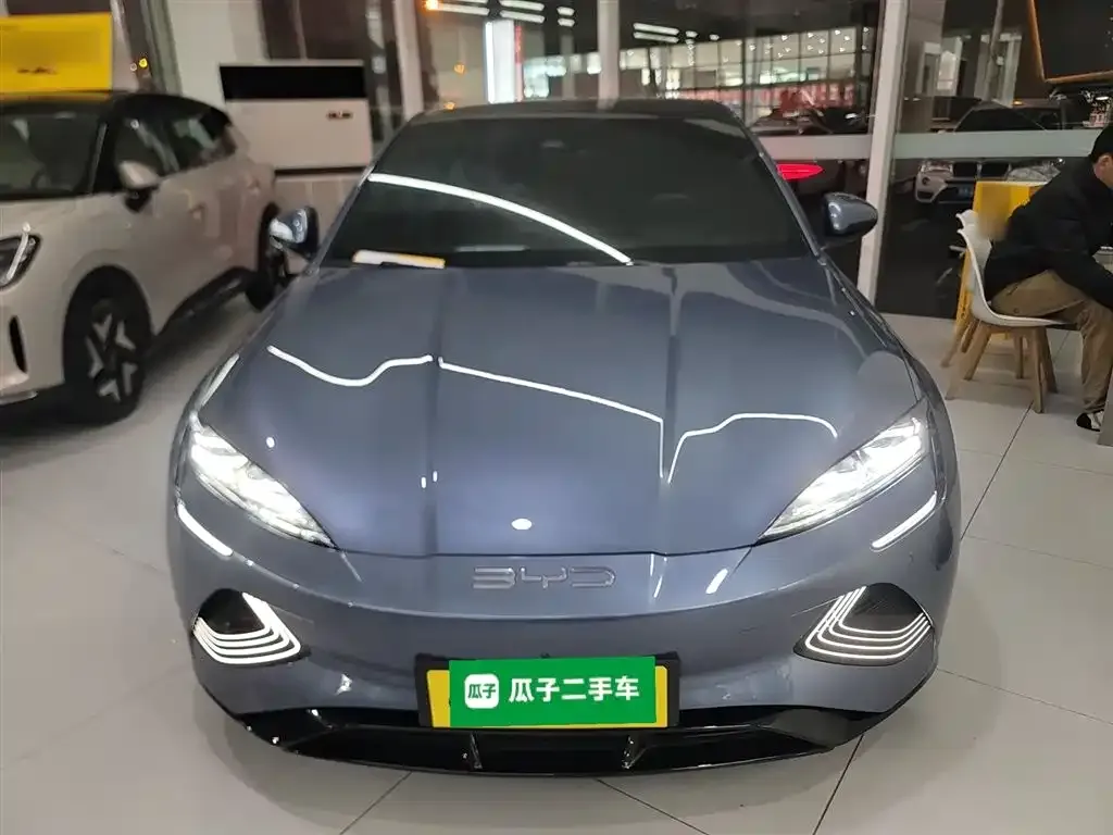 BYD Seal — фото 3