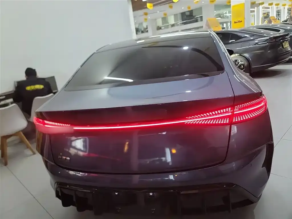 BYD Seal — фото 6