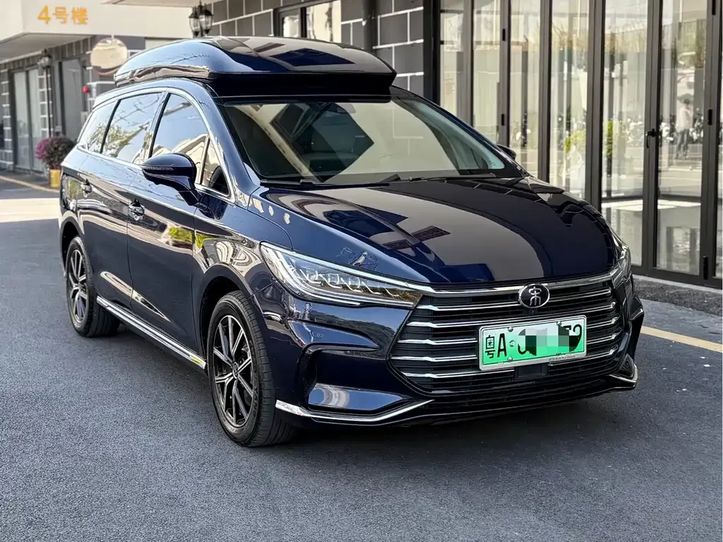 BYD MAX New Energy — фото 3