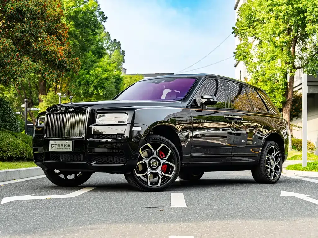 Rolls-Royce Cullinan — фото 1