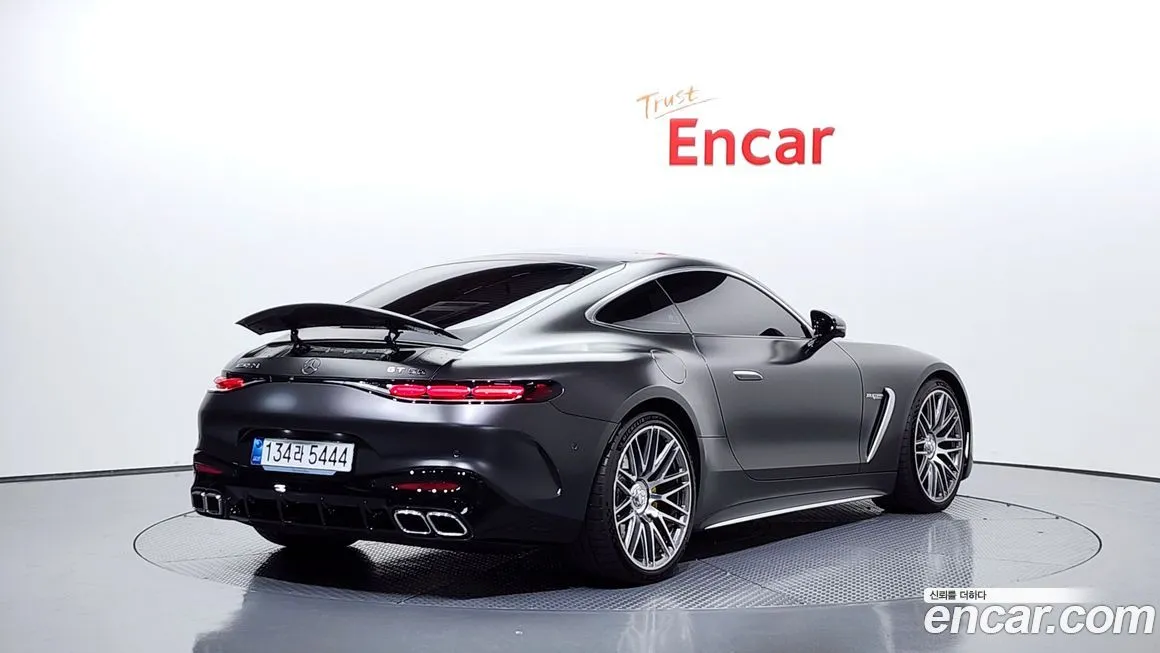 Mercedes-Benz AMG GT — фото 2