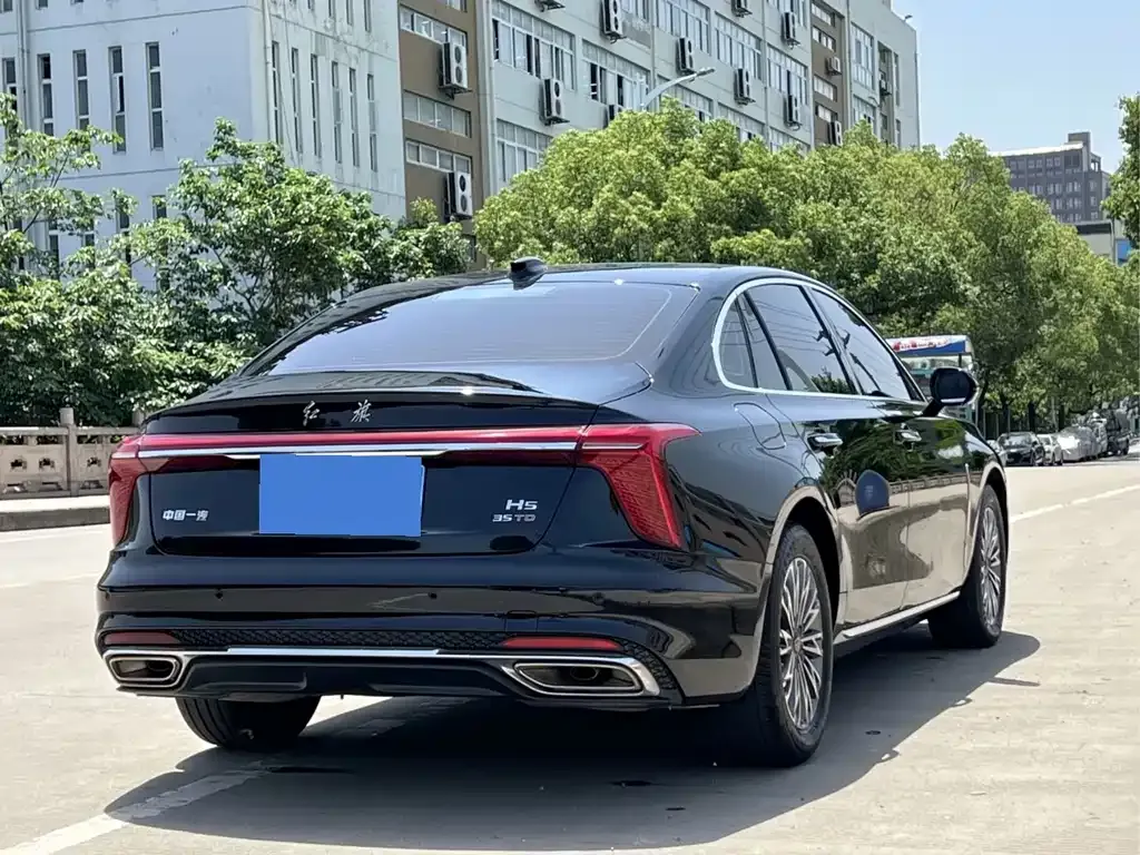 Hongqi H5 — фото 4