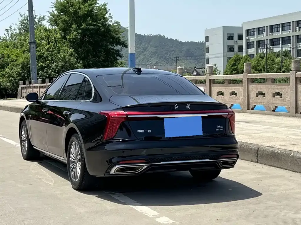 Hongqi H5 — фото 5