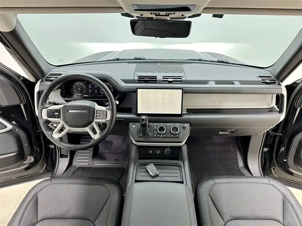 Land Rover Defender — фото 10