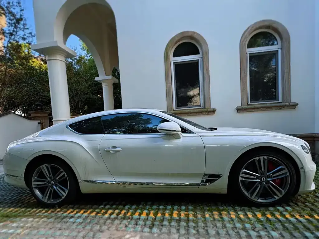 Bentley Continental — фото 3