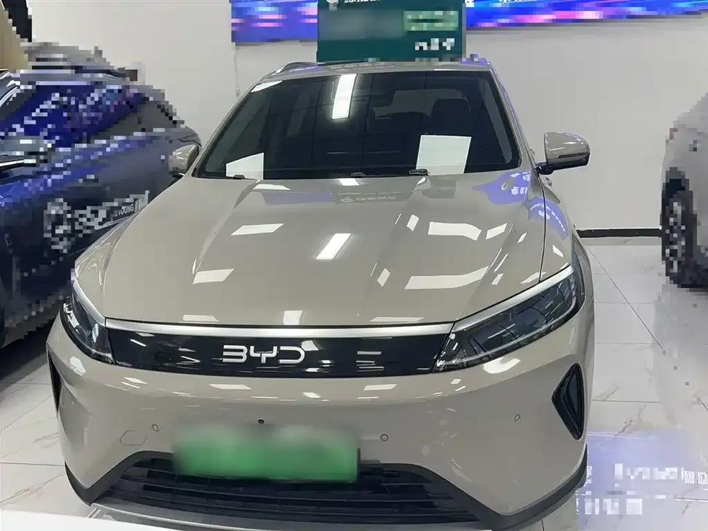 BYD Seal 05 DM-i — фото 9